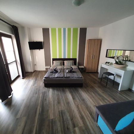 Lexi Apartman Appartement Hajdúszoboszló Buitenkant foto