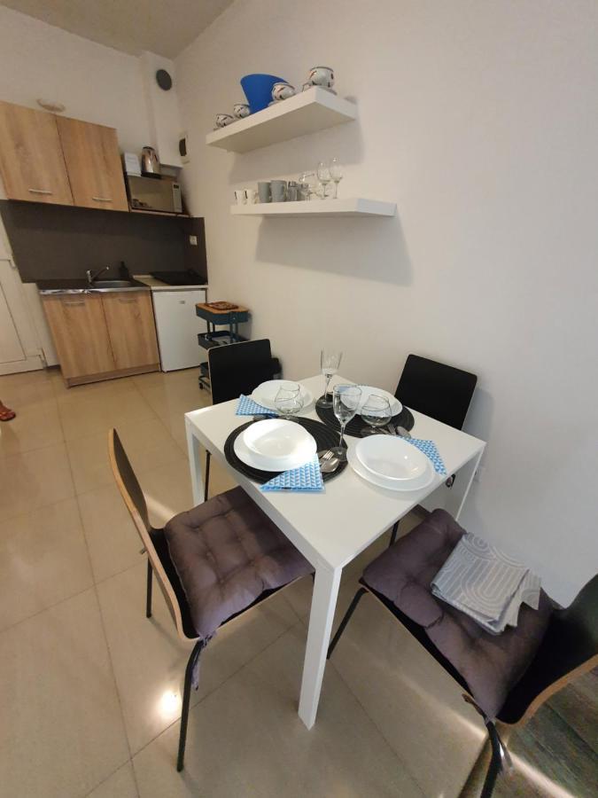 Lexi Apartman Appartement Hajdúszoboszló Buitenkant foto